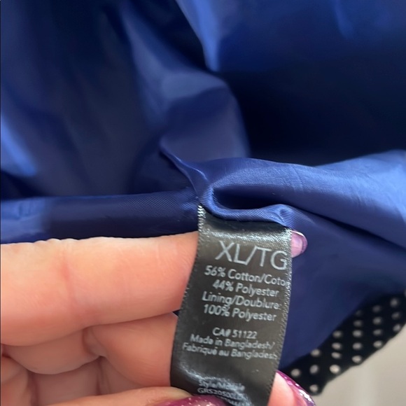 George Black and White Trench Coat with Wide Notched Lapel and Relaxed Fit - Picture 7 of 7